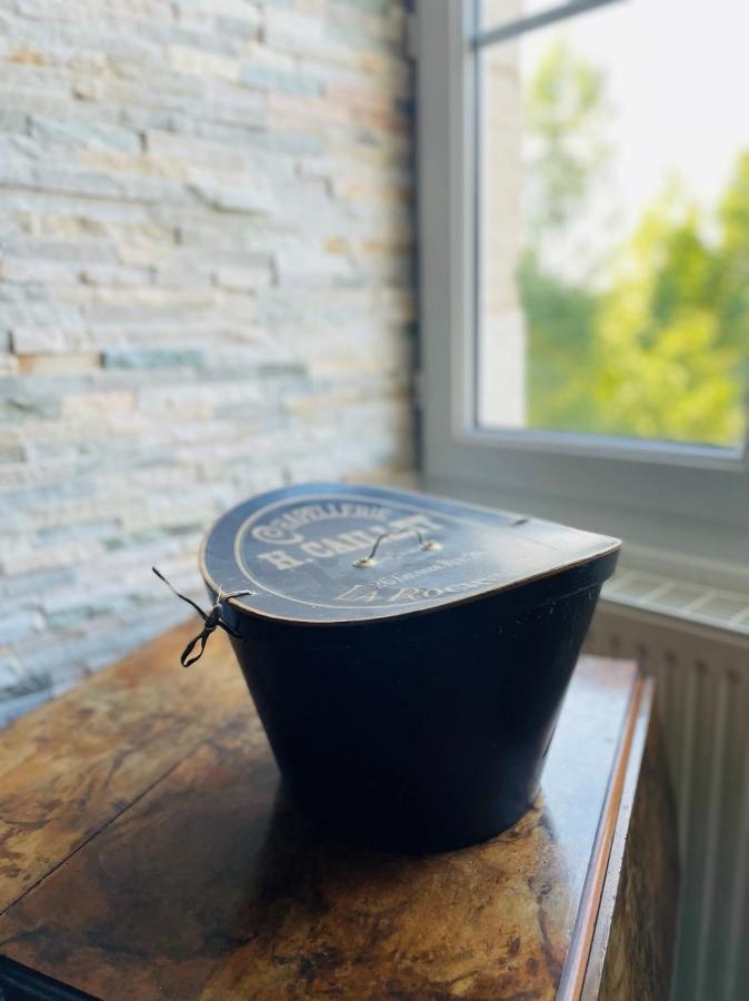 Champagnac-de-Bélair Maison Du Roc B&B 외부 사진