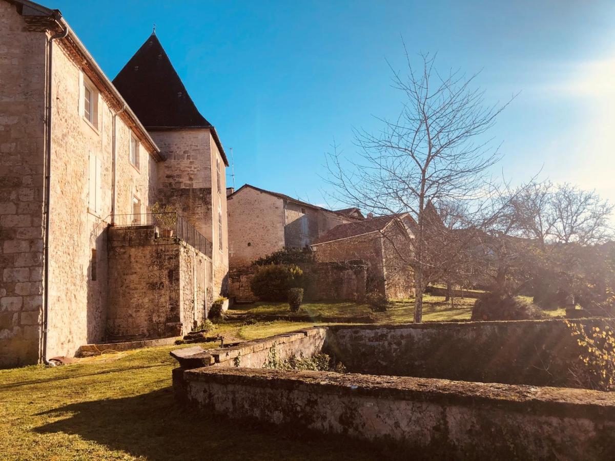 Champagnac-de-Bélair Maison Du Roc B&B 외부 사진