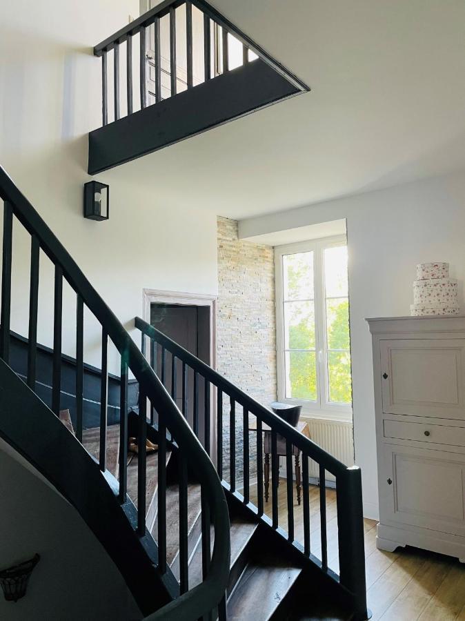 Champagnac-de-Bélair Maison Du Roc B&B 외부 사진